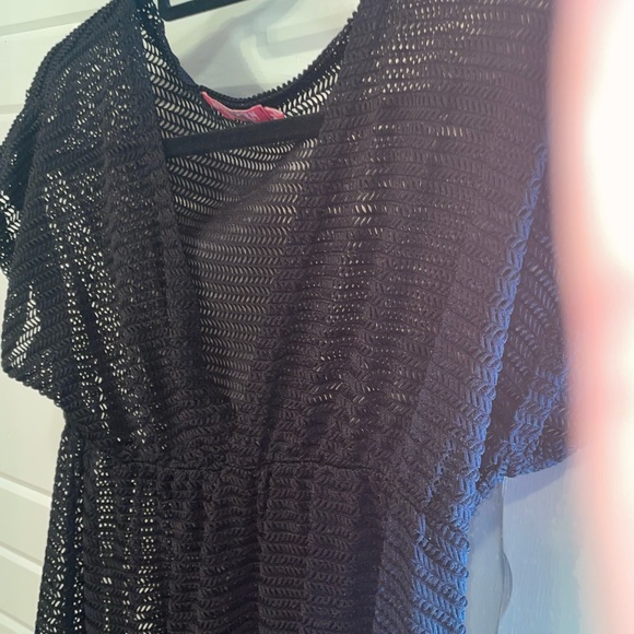 Southern Breeze Large Black Swimsuit Cover Up Tunic Quick Dry Lacey Look Deep V - Picture 3 of 7